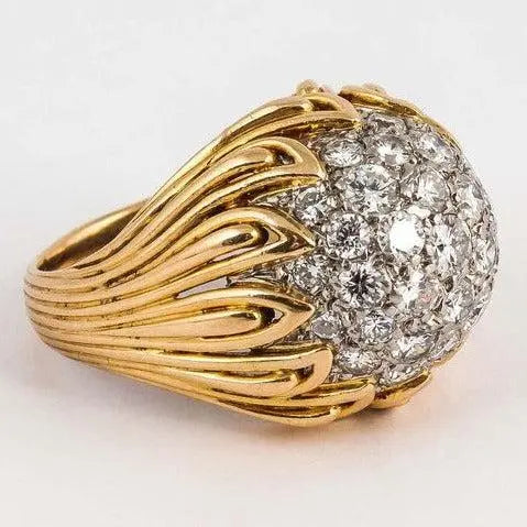 Gold vintage ring