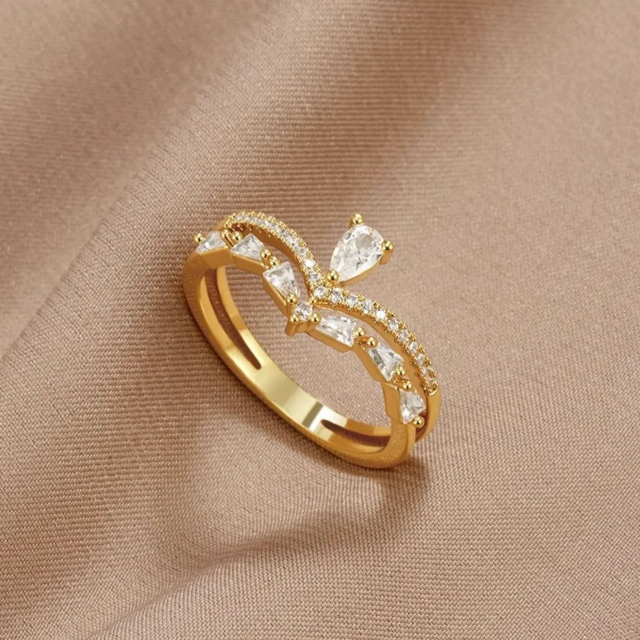 Two-tiered gold zirconia ring